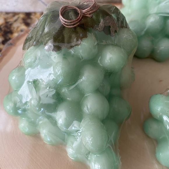 Vintage Paul Hoge Green Grape Candles with Leaves and Vine New in Original Pkg - Picture 5 of 12